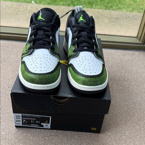 Jordan 1 Low SE White and Electric  Green Sneakers